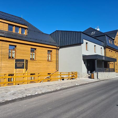 Keilberg Resort Loučná pod Klínovcem エクステリア 写真