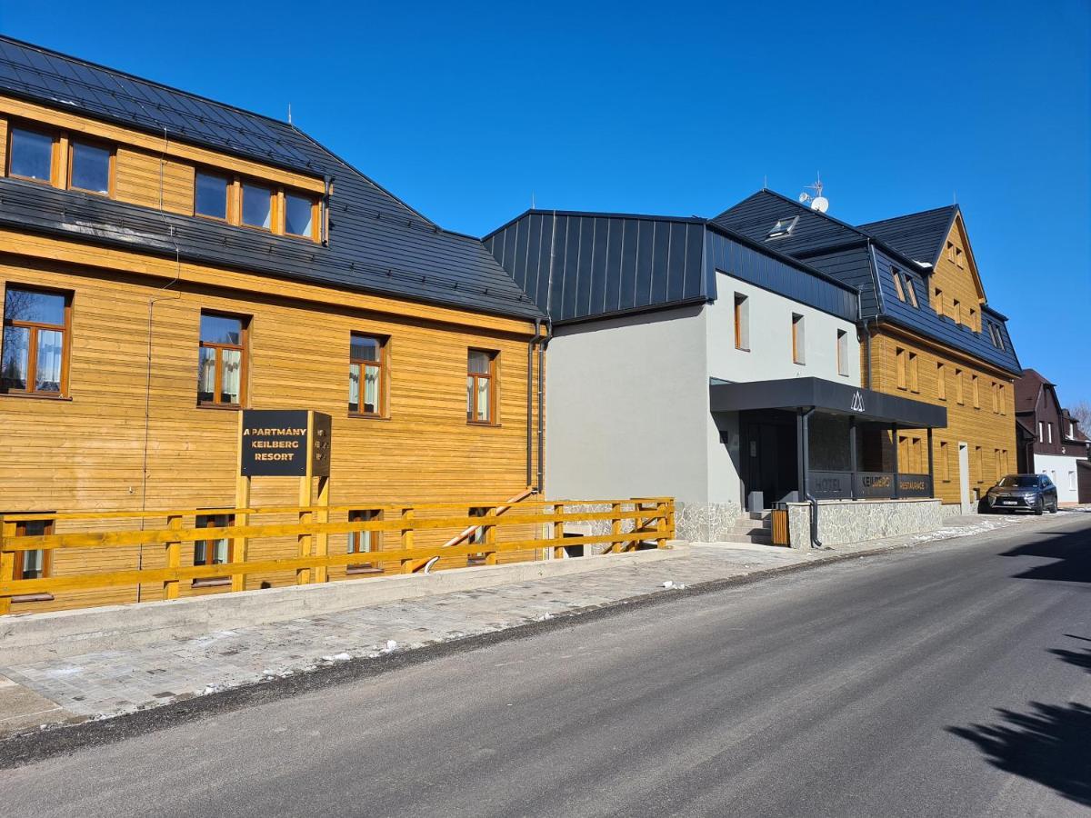 Keilberg Resort Loučná pod Klínovcem エクステリア 写真